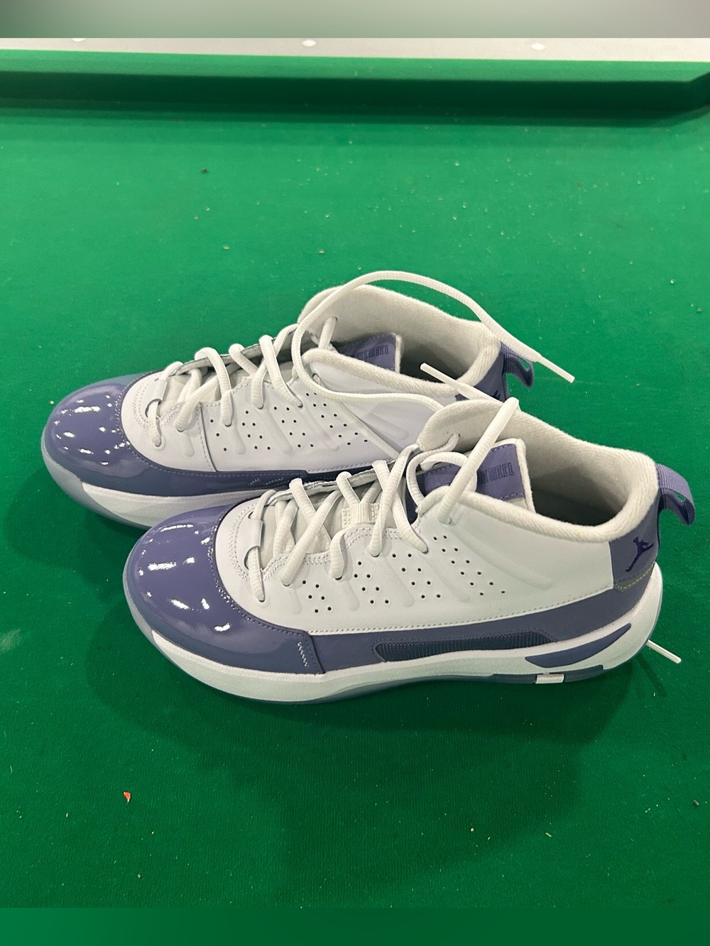 Jordan Kids White and Lavender Low-Top Sneakers